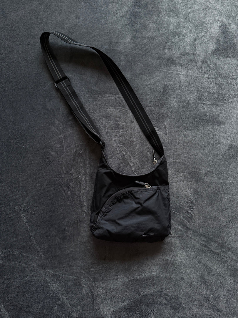 (УНИСЕКС) Nike винтидж ретро чантичка