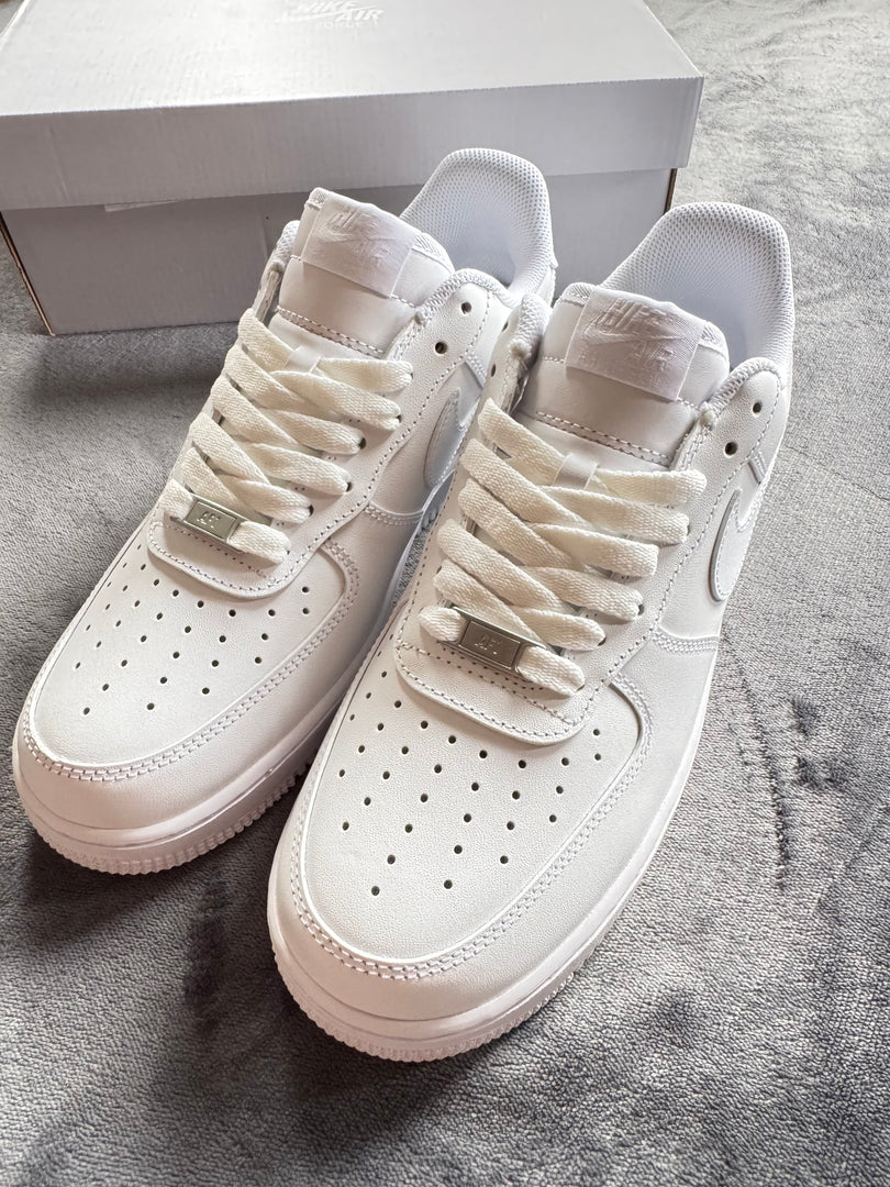 (42.5 / 44 ) Nike Air Force 1 07’ Shoes (Нови с кутия)