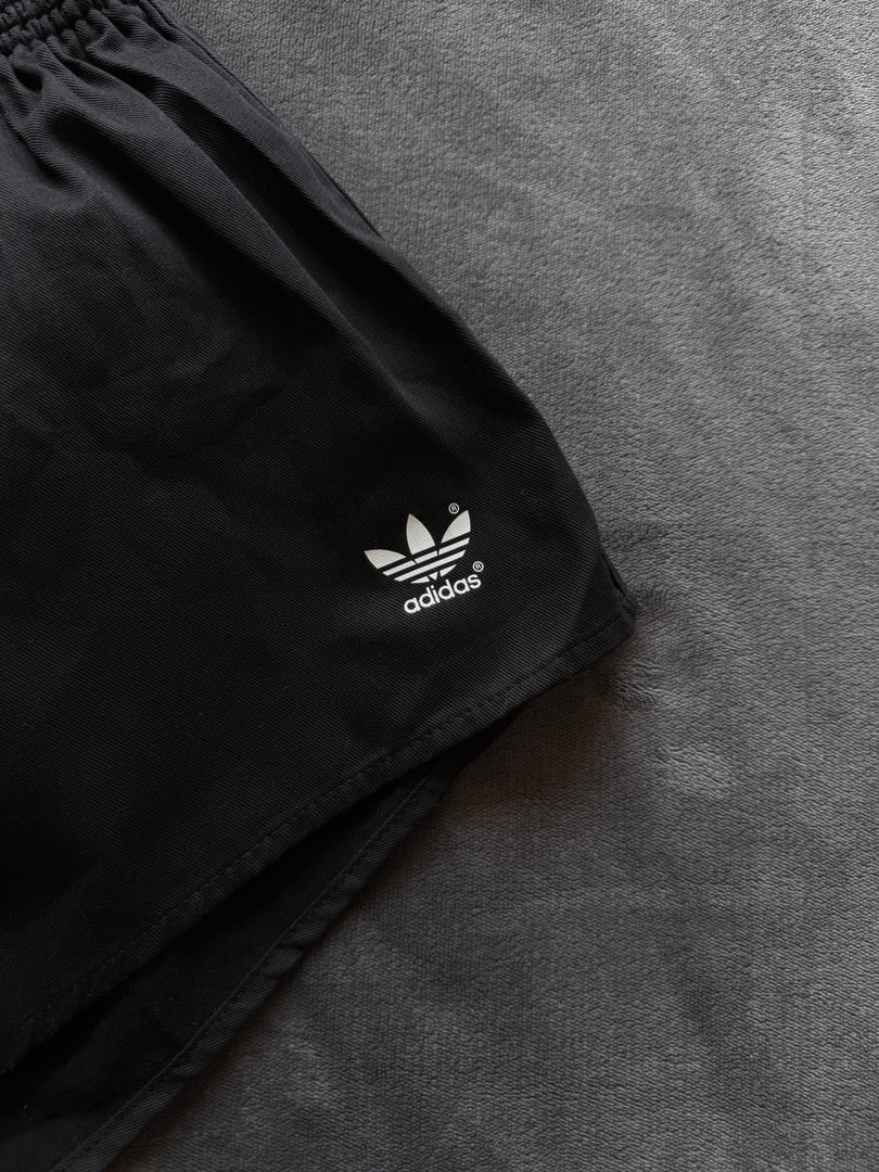 (ДАМСКО) (M) Adidas дамски винтидж шорти от 90те (НОВО БЕЗ ЕТИКЕТИ)
