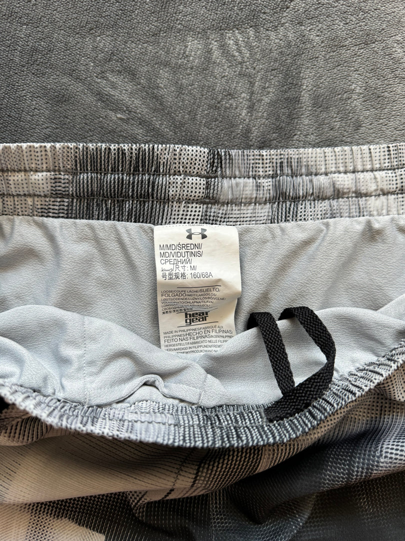 (ДАМСКО) (M) Under Armour Shorts