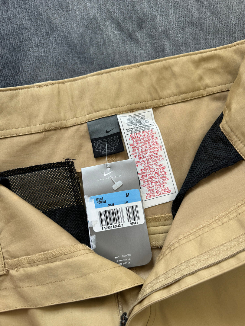 (M) Nike Multi Pocket Tourist Pants