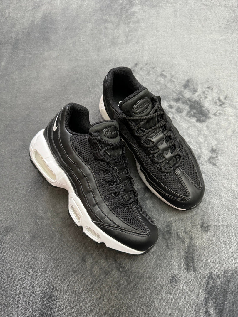 (38) Nike Air Max 95 Next Nature Black