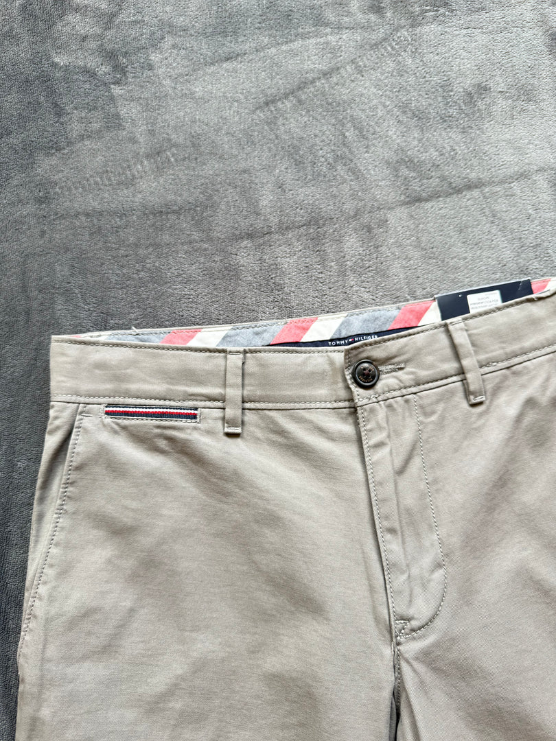 (XS) Tommy Hilfiger Brooklyn Chino Shorts