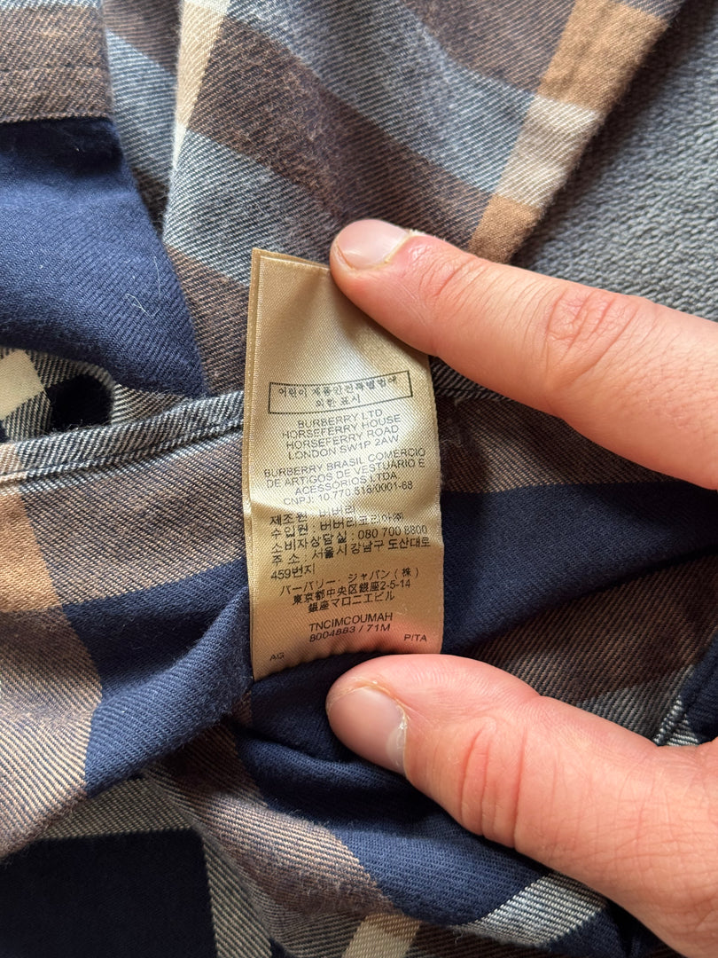 (XL) Burberry Authentic Shirt