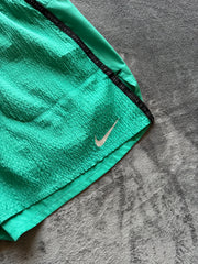 (L) Nike 2 in 1 Dri Fit Running Division мъжки шорти с клин