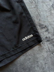 (L) Adidas мъжки шорти (липсват връзки)