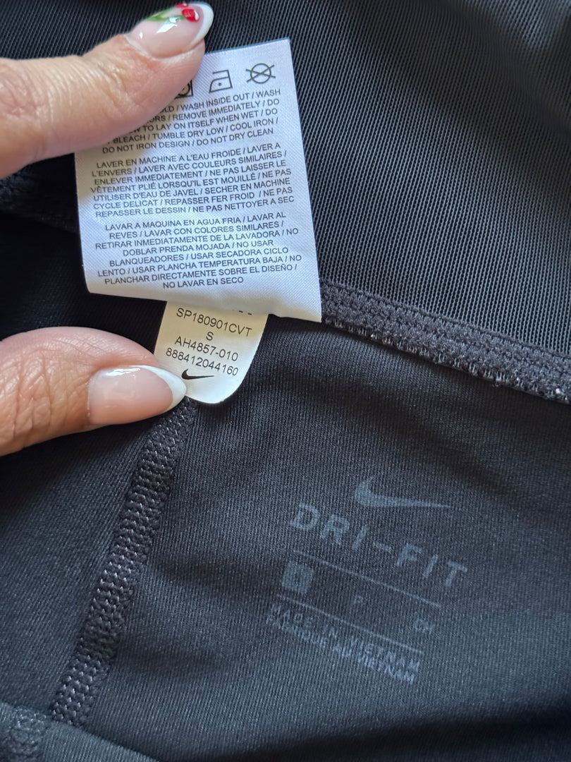 (ДАМСКО) (S) Nike Swoosh Dri Fit Leggings