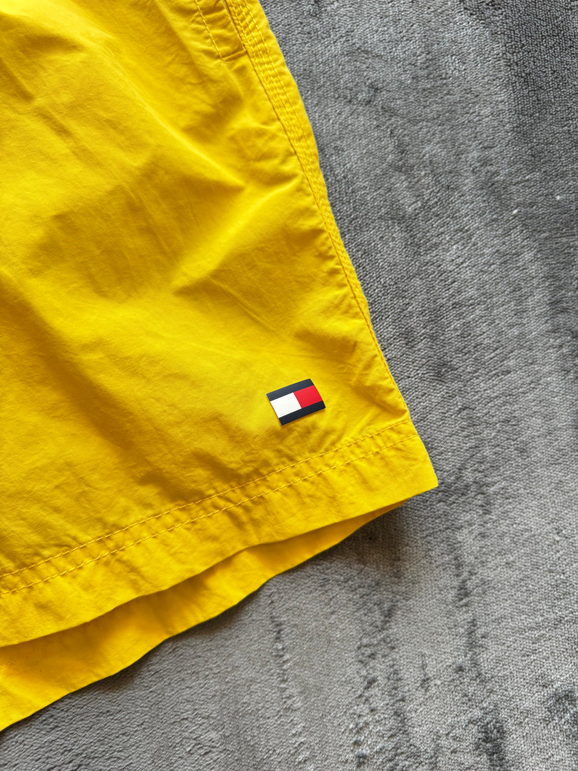 (ЗАБЕЛЕЖКА) (M) Tommy Hilfiger мъжки плувни шорти (ДУПКА ОТЗАД)