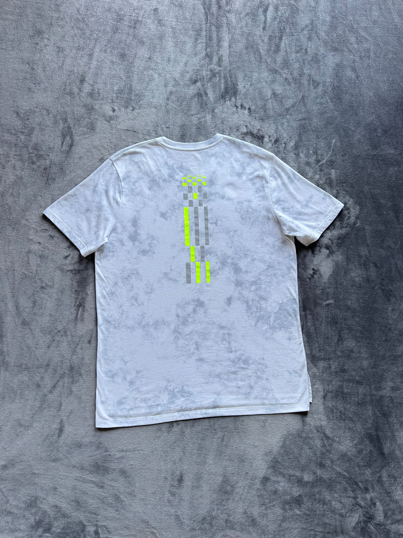 (L) Under Armour T-shirt