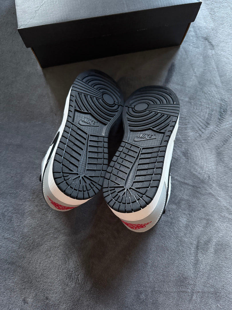 (36-38.5) Nike Air Jordan 1 Low Smoke Grey (GS) обувки