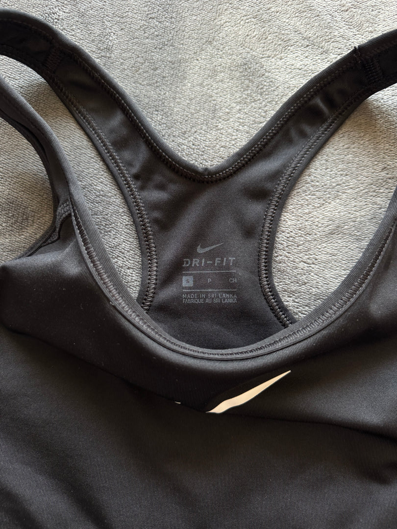 (ДАМСКО) (S) Nike Dri Fit дамско бюстие
