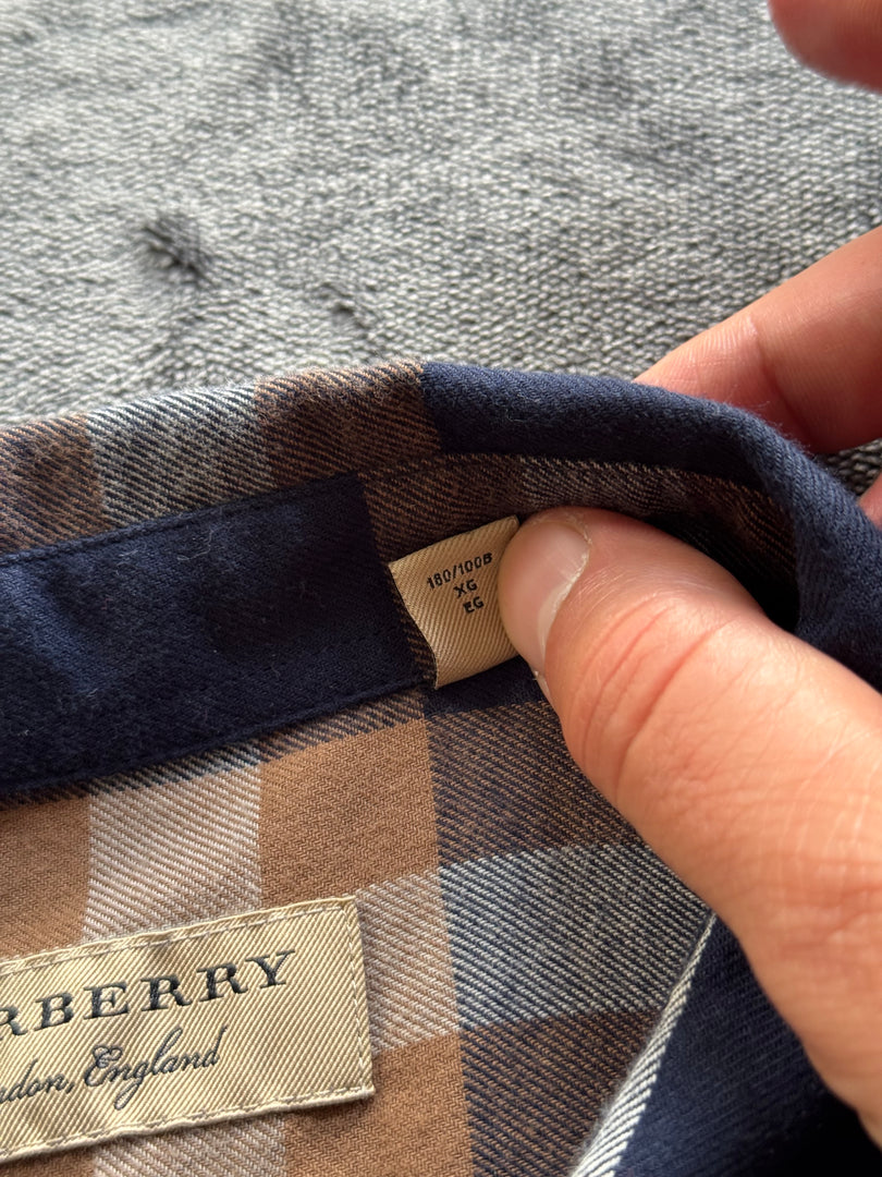 (XL) Burberry Authentic Shirt