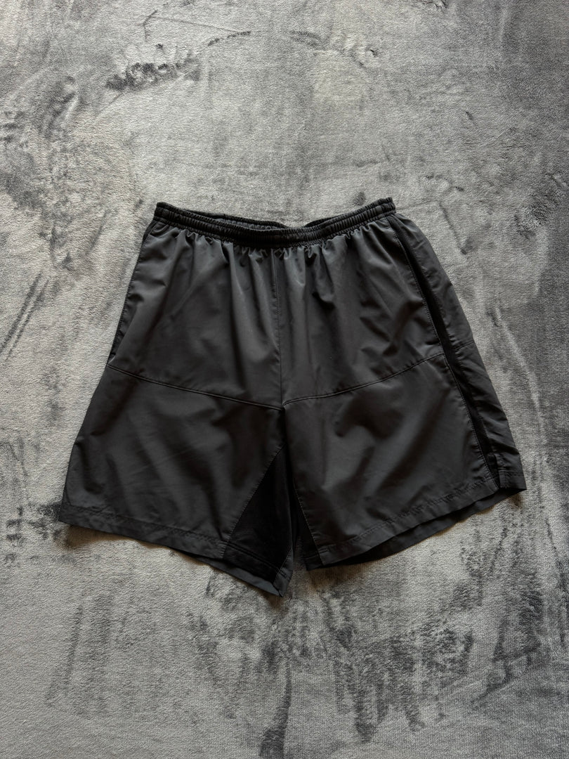 (ЗАБЕЛЕЖКА) (M) Nike Dri Fit мъжки шорти (липсва лого фаб дефект)