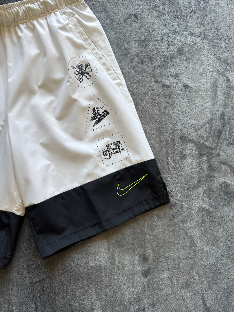 (S) Nike Dri Fit мъжки шорти