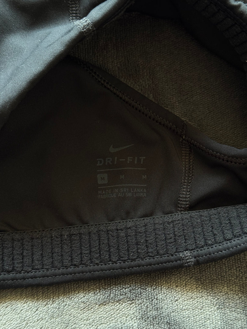 (ДАМСКО) (M) Nike Dri Fit спортно бюстие