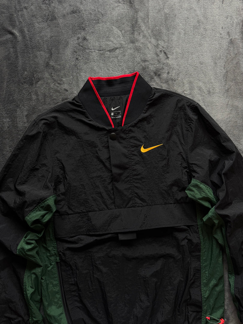 (S) Nike мъжка ветровка / анорак