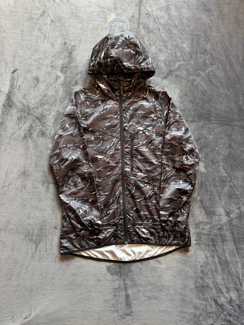 (ДАМСКО) (L) Nike Camo дамска ветровка