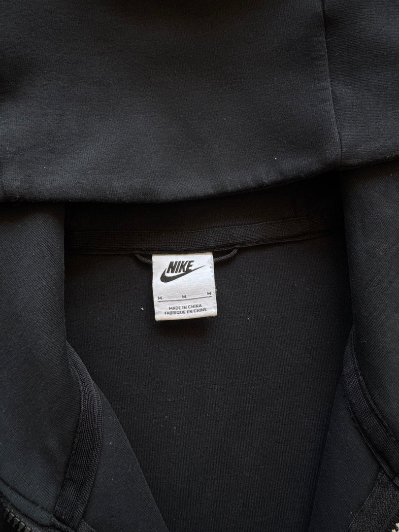 (M) Nike Tech Fleece мъжки суичър (забележки по ципове)