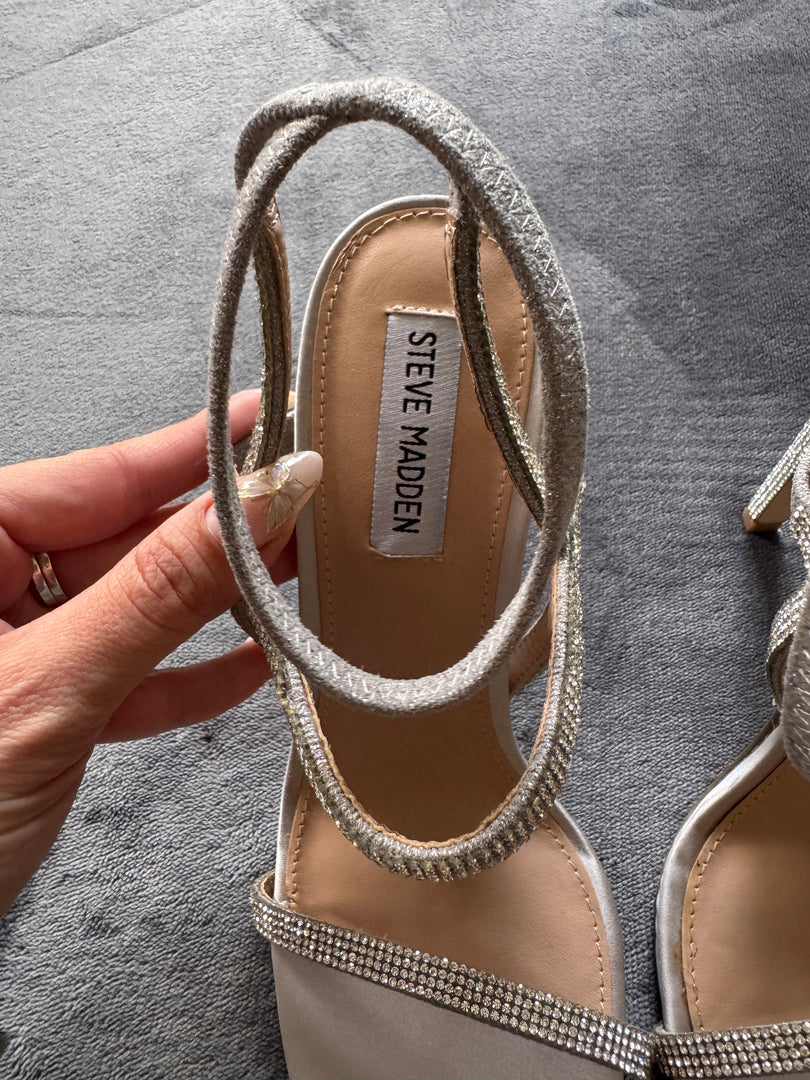 (ДАМСКО) (40) Steve Madden дамски токчета