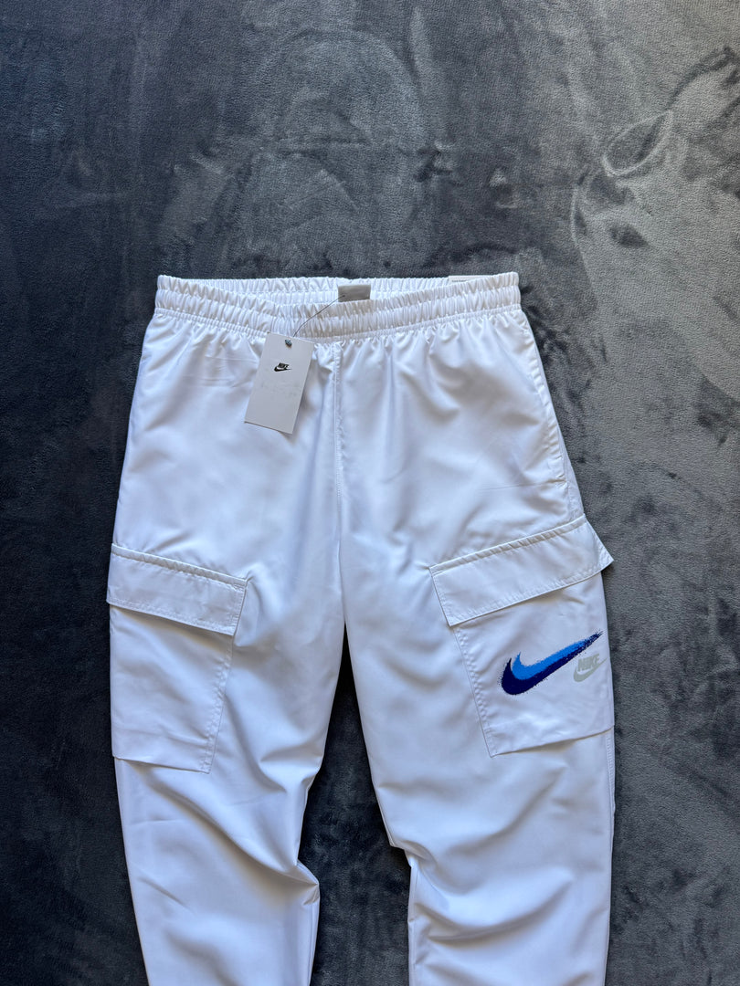 (S/M) Nike Nylon Cargo Pants