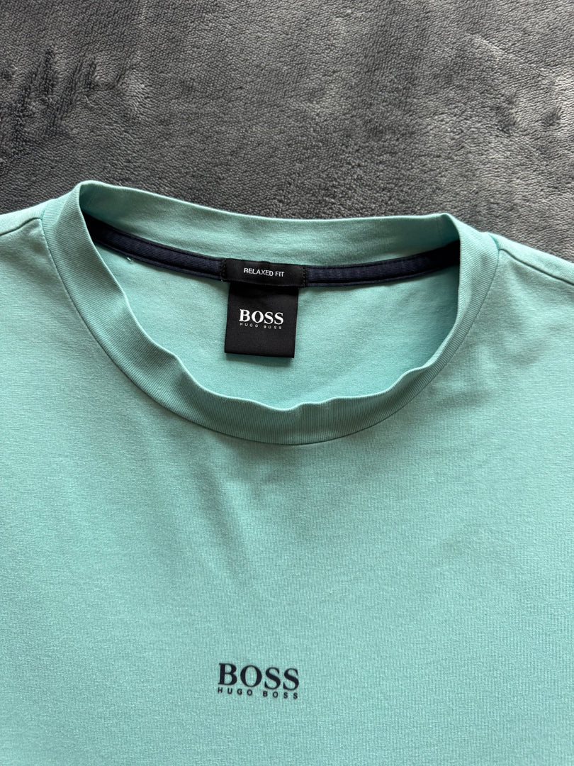 (ЗАБЕЛЕЖКИ) (S) Hugo Boss мъжка тениска (забележката трудно забележима - черта)