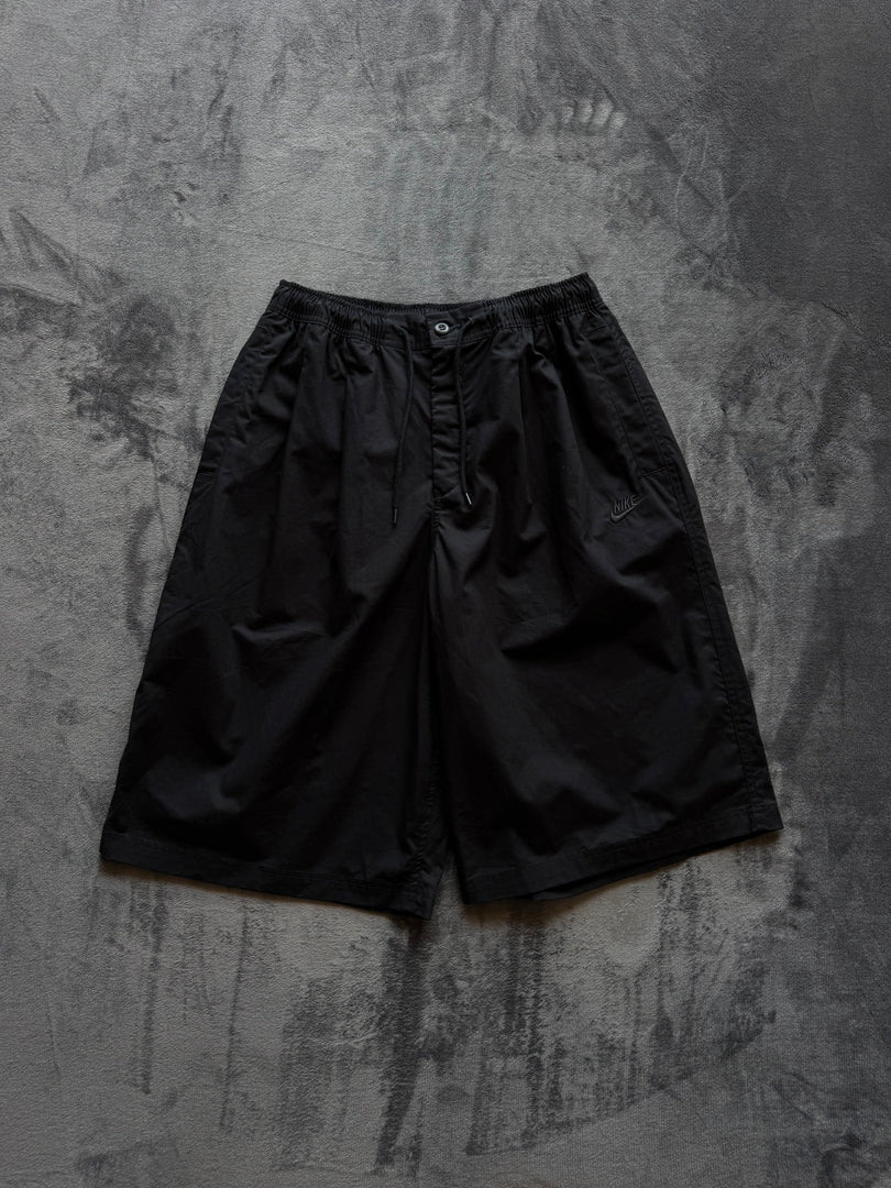 (НОВО) (S) Nike мъжки УГОЛЕМЕНИ шорти (ново липсва етикет)
