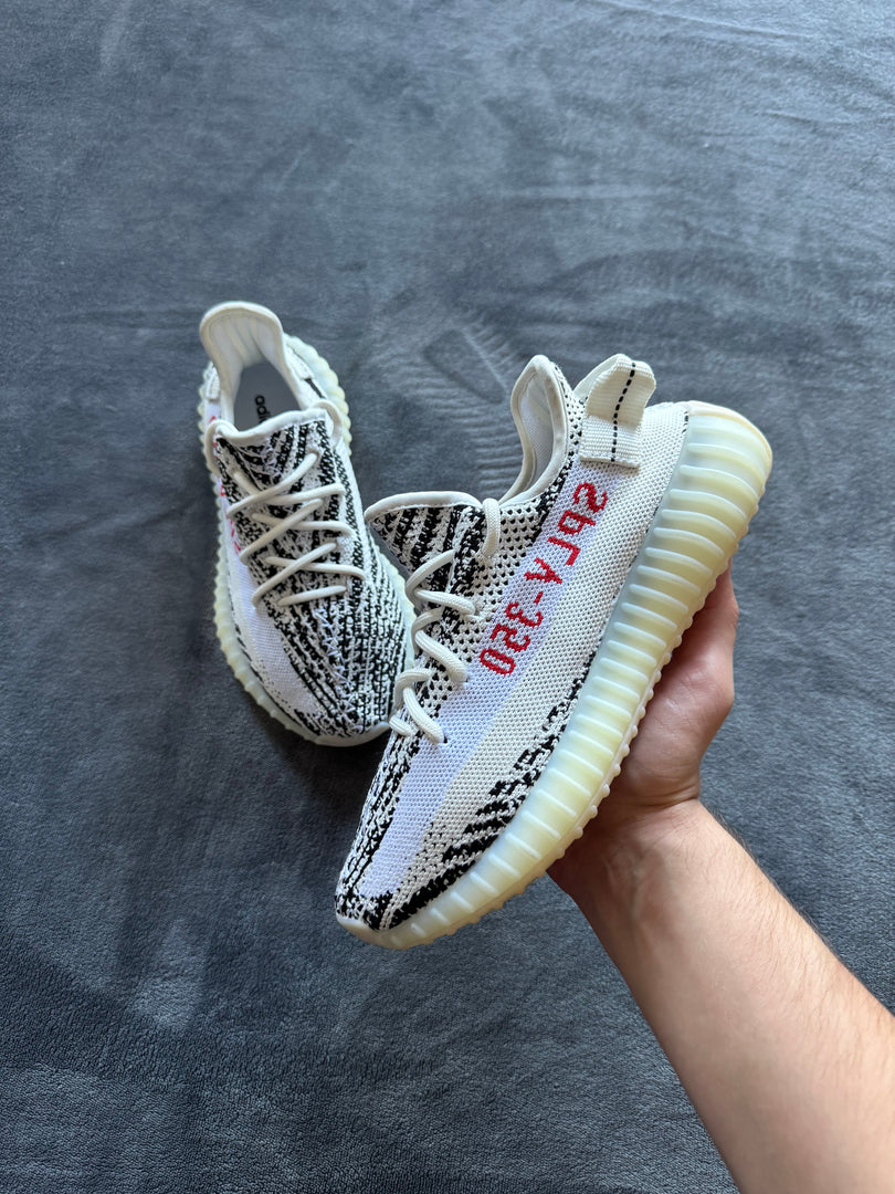 (37 1/3) Adidas Yeezy Boost 350 V2 Zebra (Стелка 23см.)