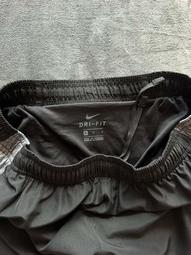 (M) Nike Dri Fit мъжки шорти