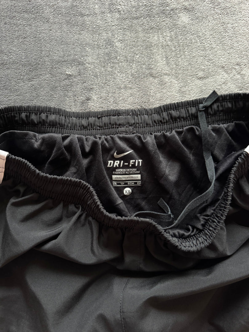 (ДАМСКО) (XS) Nike Dri Fit дамски шорти