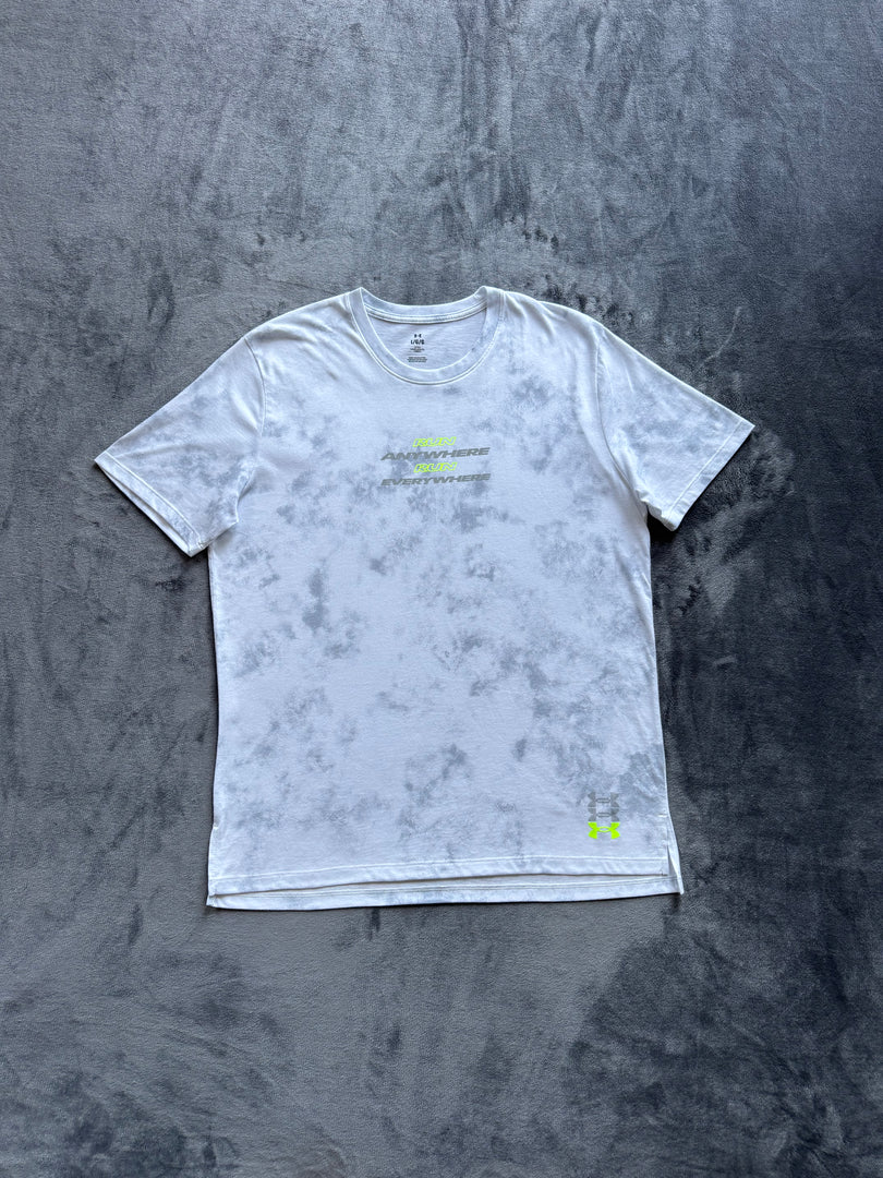 (L) Under Armour T-shirt