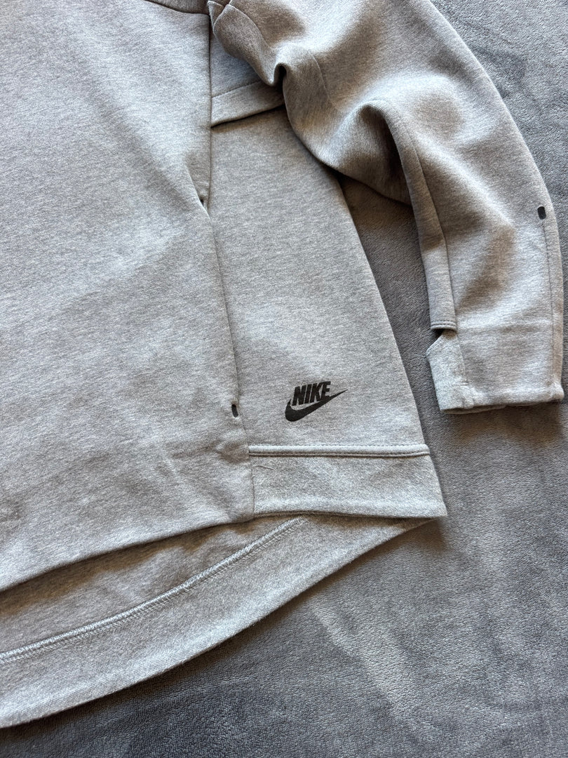 (ДАМСКО) (M) Nike Tech Fleece дамски суичър