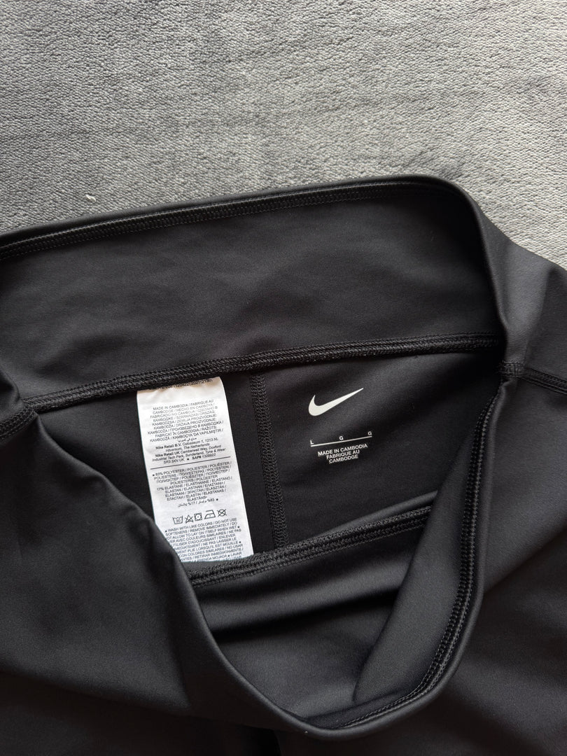 (ДАМСКО) (L) Nike дамски клин шорти