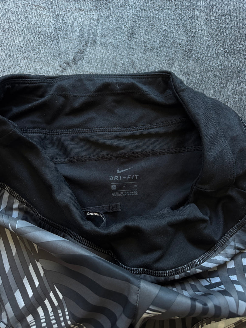 (ДАМСКО) (S) Nike Dri Fit Shorts