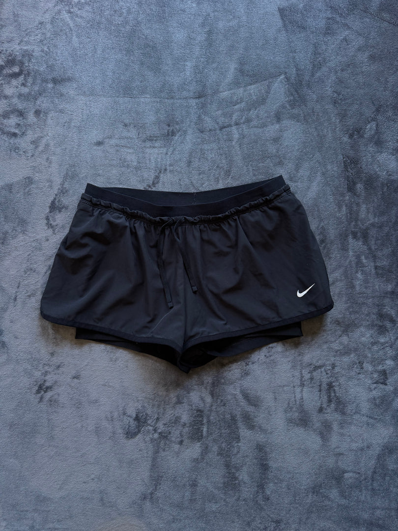 (ДАМСКО) (M) Nike Dri Fit 2 in 1 Shorts