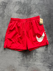 (НОВО) (S/M/L/XL) Nike Swoosh Specs 7 мъжки плувни шорти (NESSG574 код на артикула)