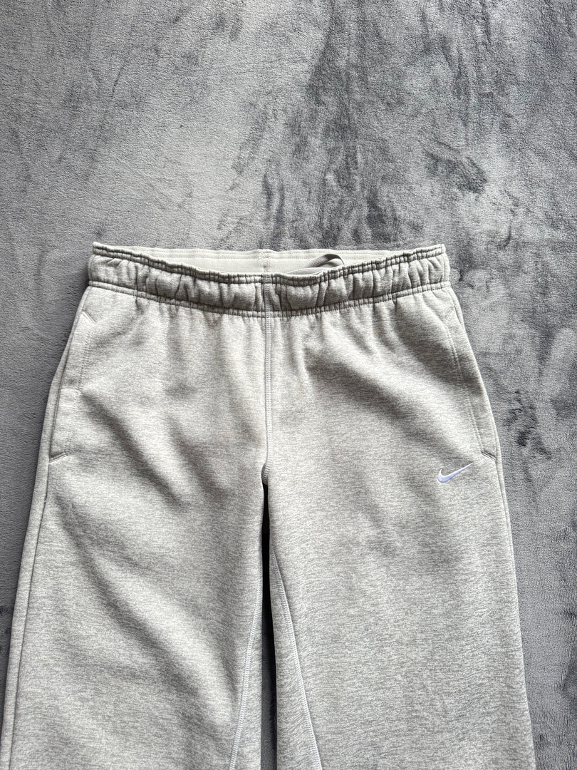 (ДАМСКО)(M) Nike Therma - Fit Sweat Pants